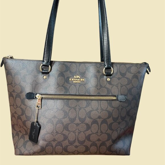 COACH Handbags - COACH CLASSIC KISSING C'S COATED CANVAS TOTE IN CHOCOLATE BROWN